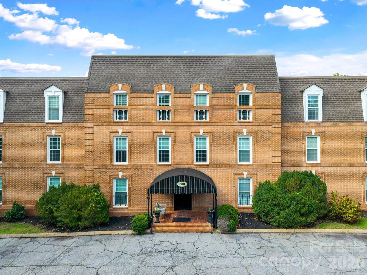 300 Fulton Street - Photo 1