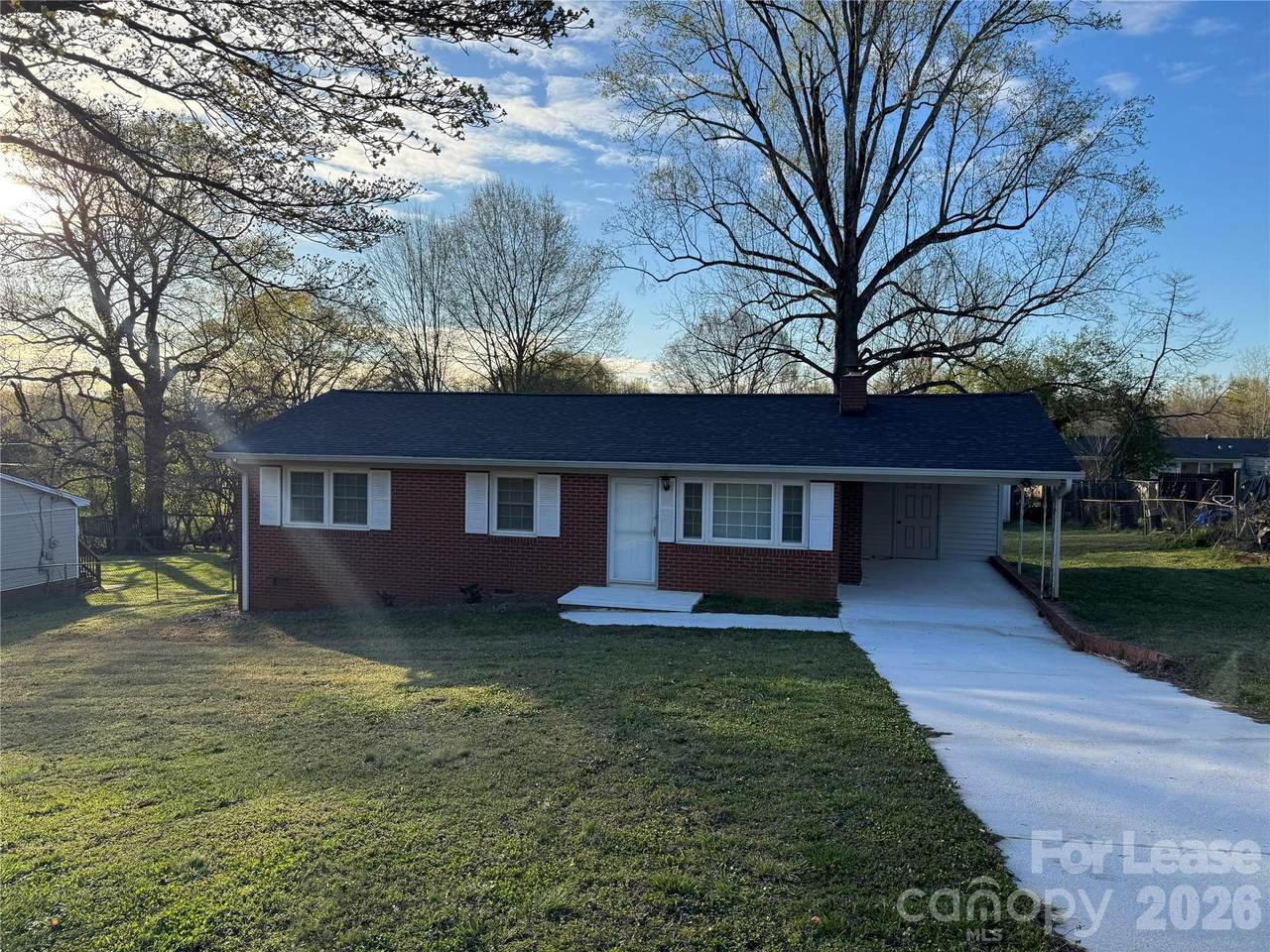 2359 Maplewood Drive - Photo 1
