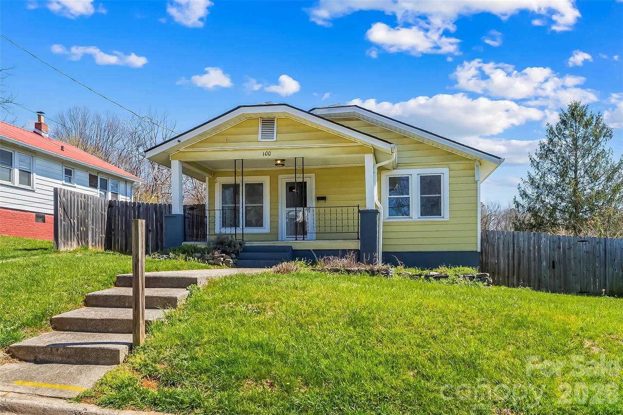 100 Bradley Street - Photo 1