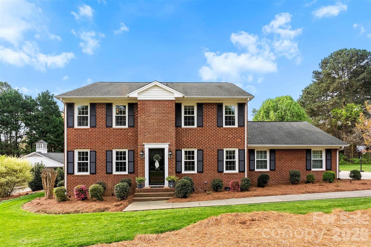 1025 Rudd Road - Photo 1