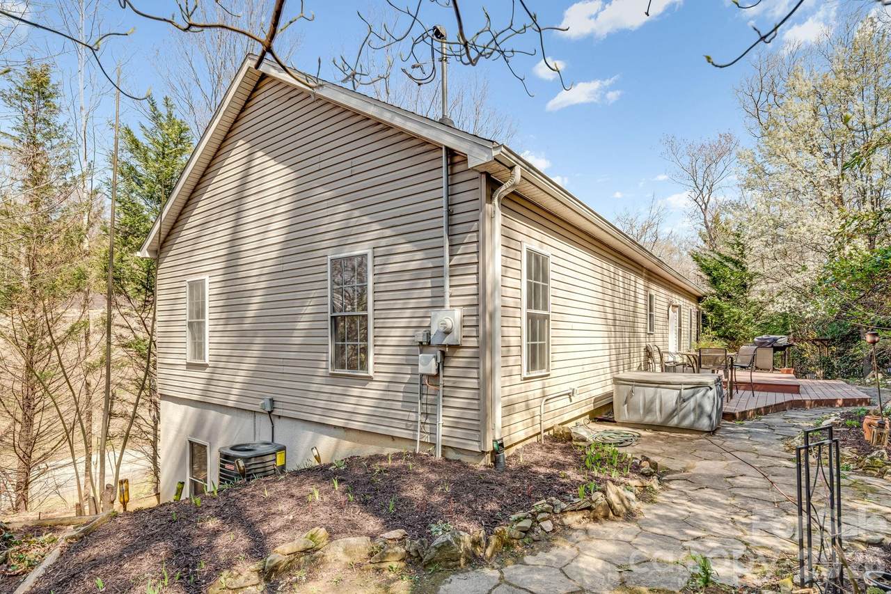 319 Glenn Bridge Road - Photo 1