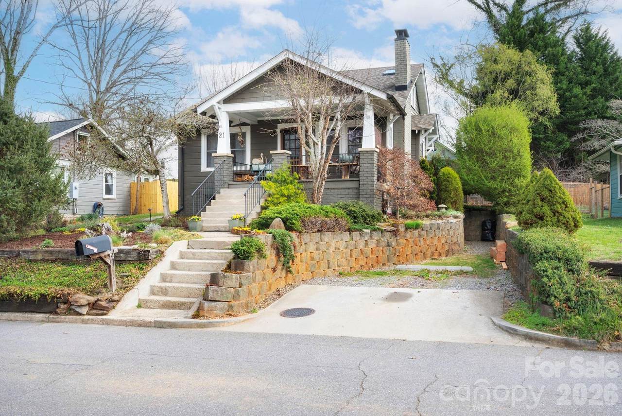 21 Craig Circle - Photo 1