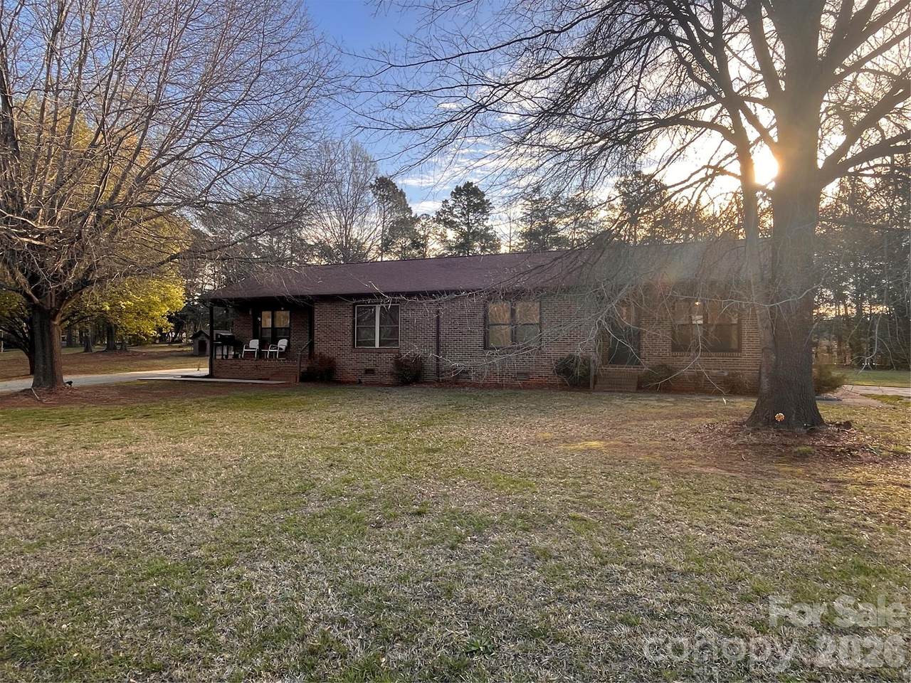 300 Taylor Road - Photo 1