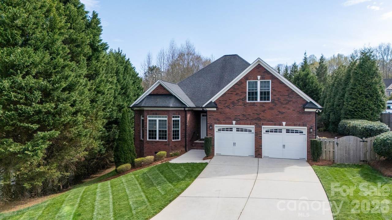 2509 Georgemont Court - Photo 1