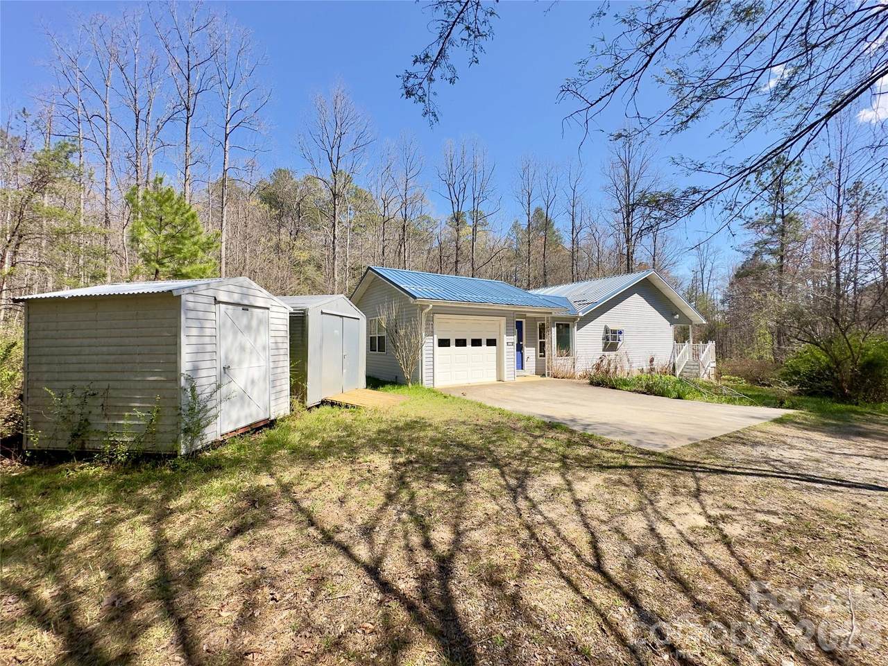 592 Liberty Church Road - Photo 1