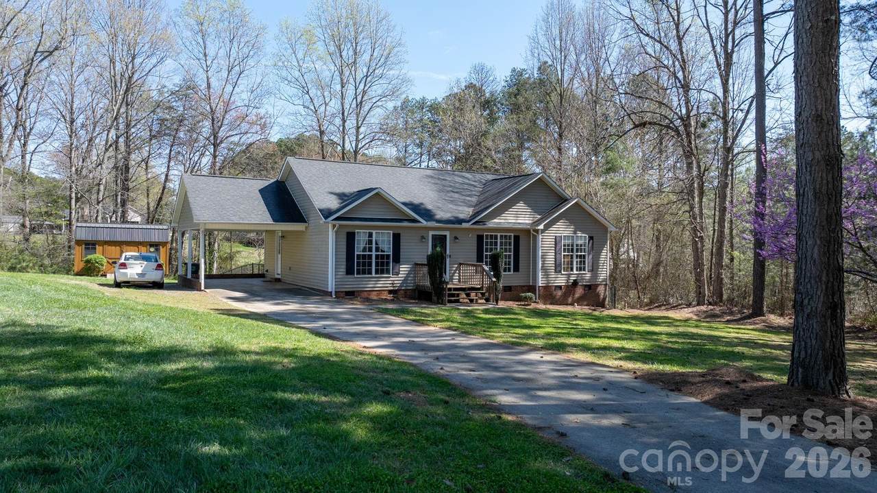 120 Wesley Court - Photo 1