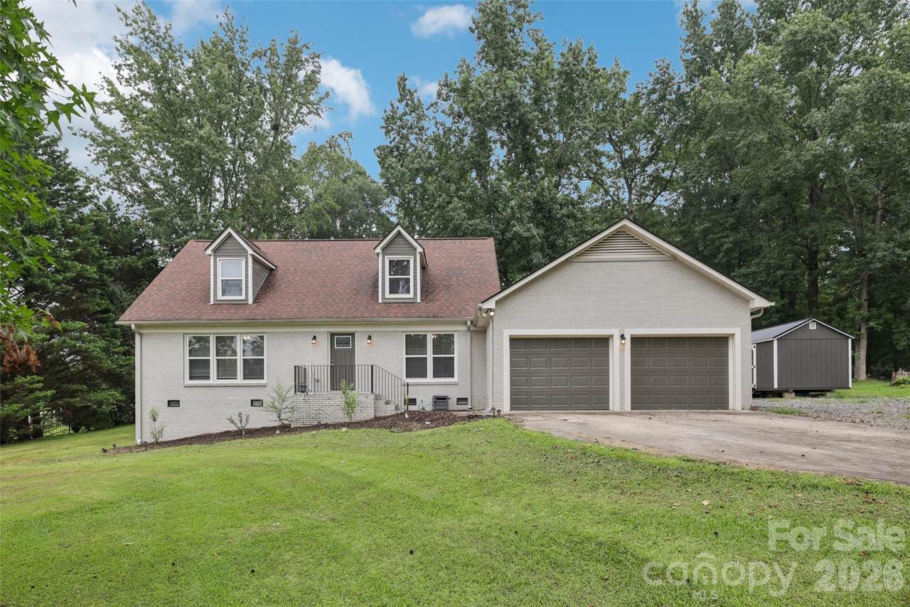 798 Pine Haven Circle - Photo 1