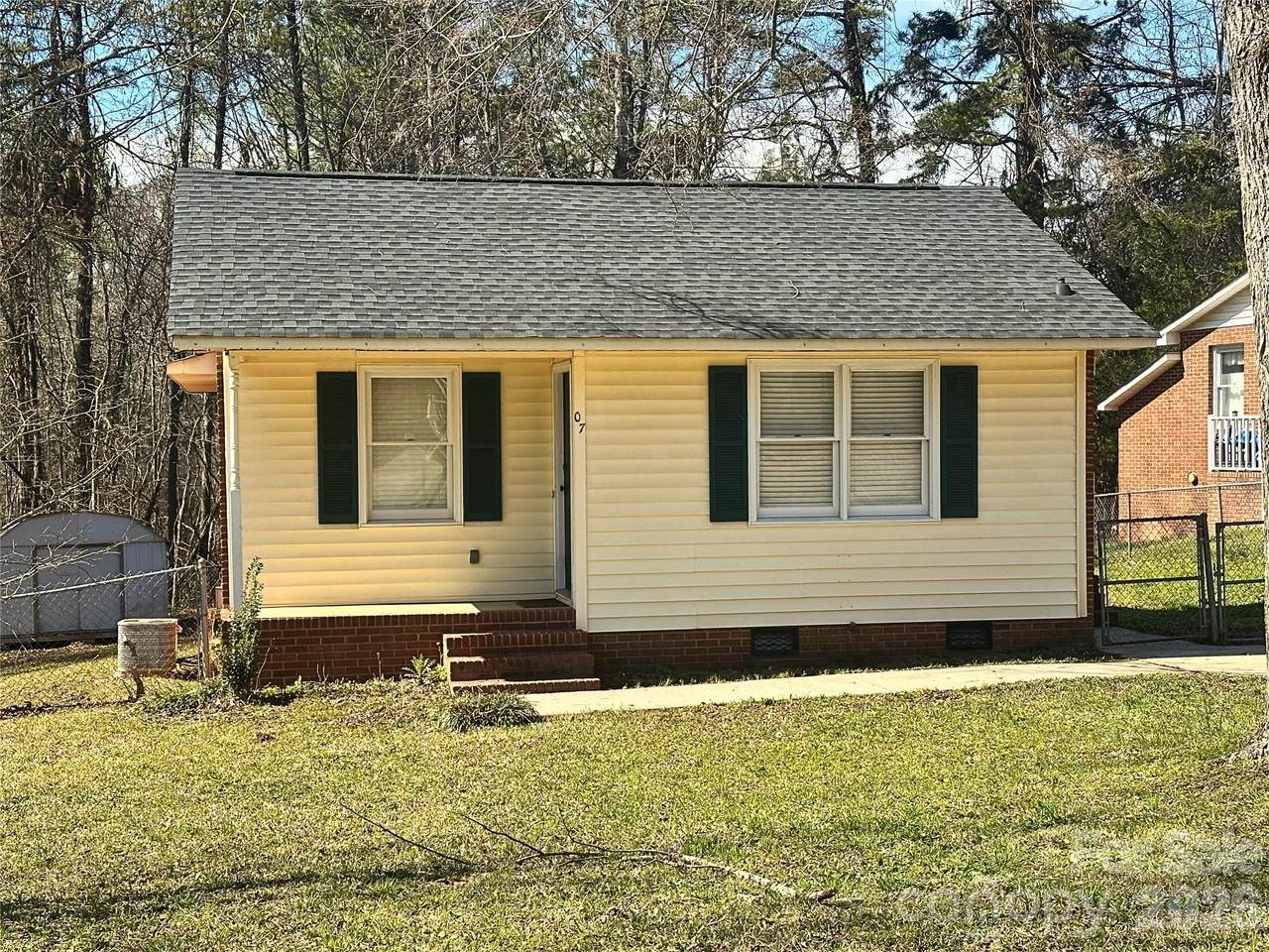 7 Rosewood Lane - Photo 1