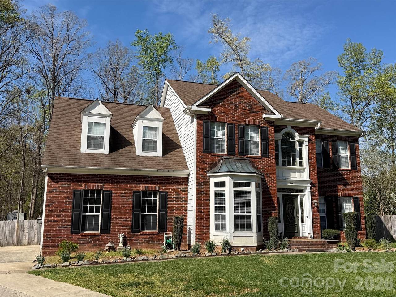 3047 Pinewood Hill Drive - Photo 1