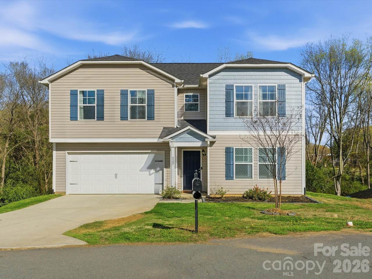 422 Perry Lane - Photo 1