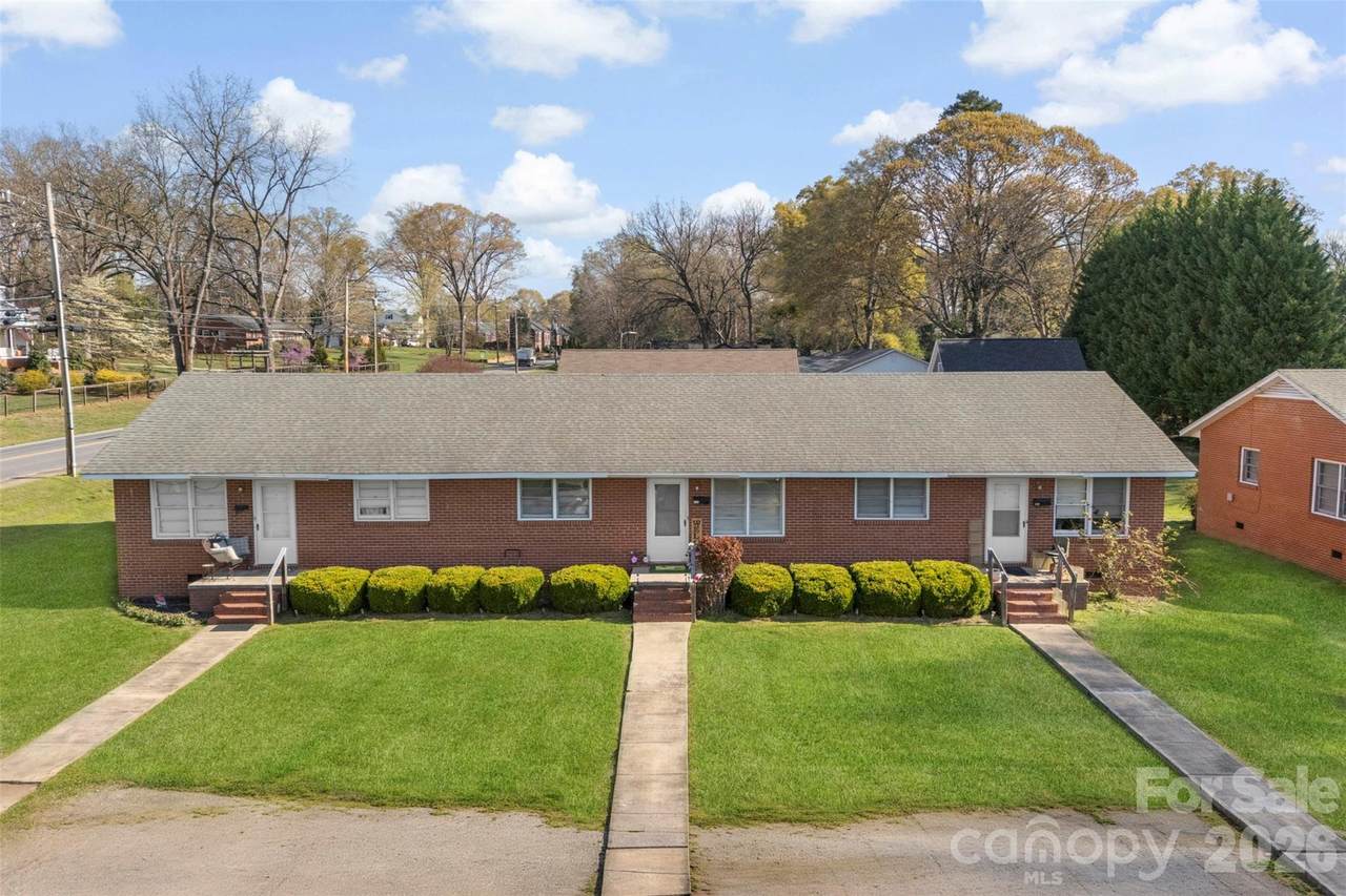 704 Secrest Avenue - Photo 1