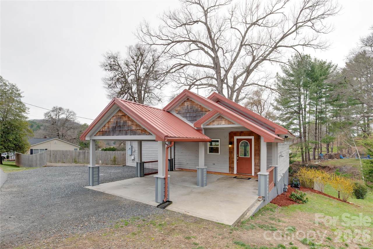 107 Shepard Way - Photo 1