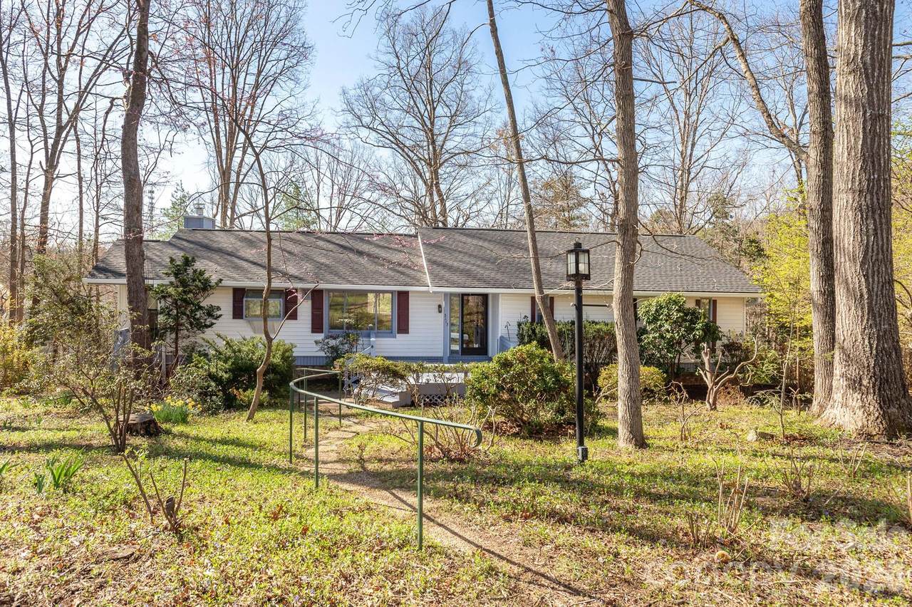 3113 Primrose Drive - Photo 1