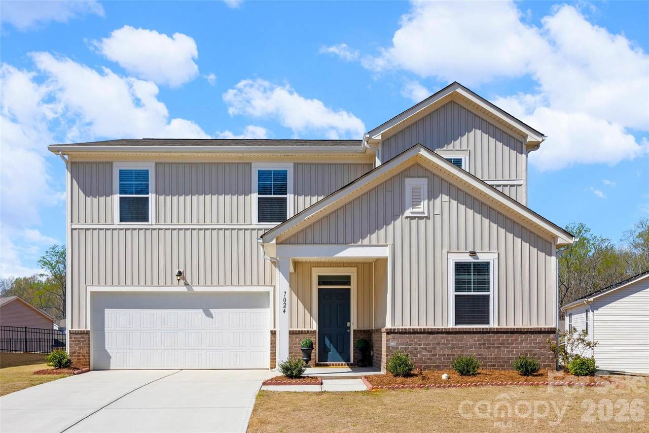 7024 Maple Run Circle - Photo 1