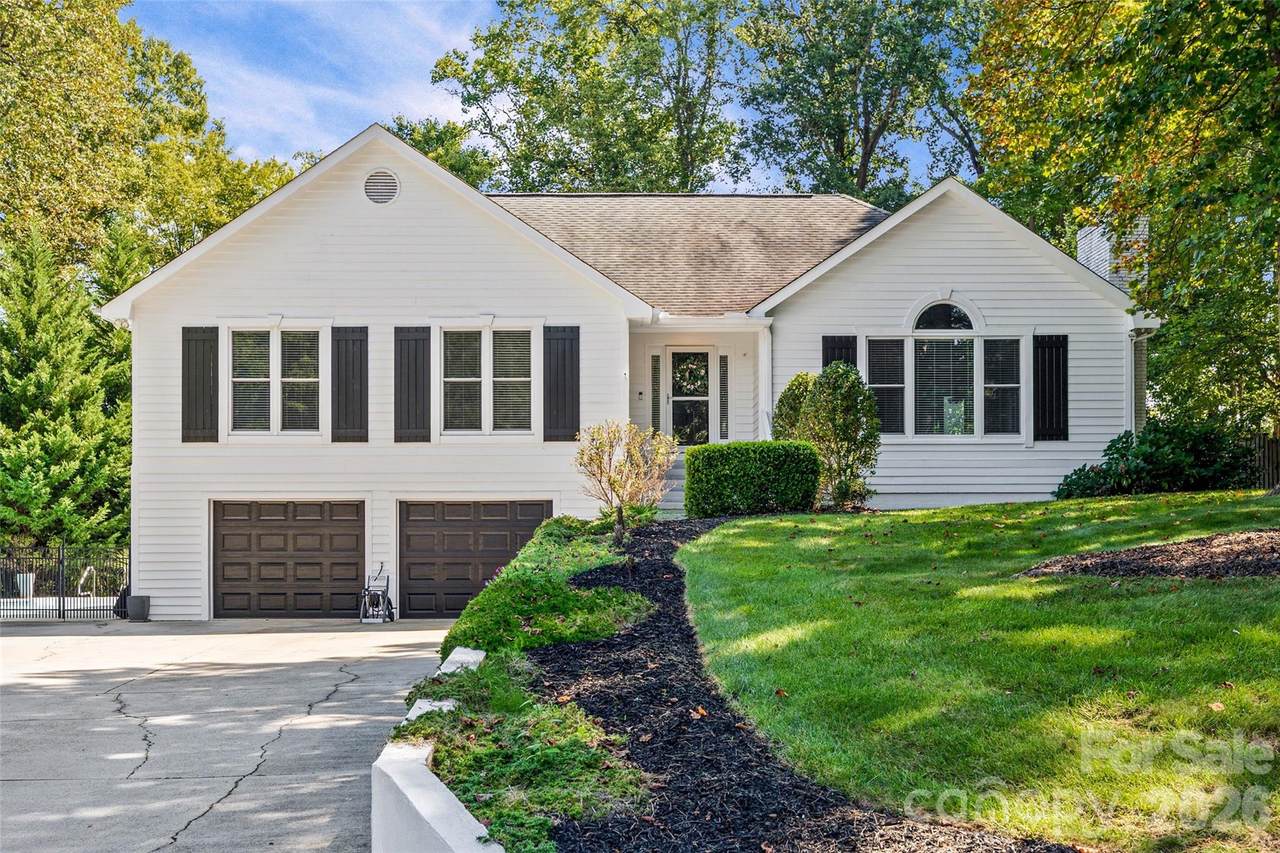 7142 Forest Hills Drive - Photo 1