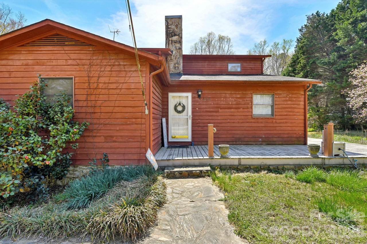 438 Cox Lake Road - Photo 1