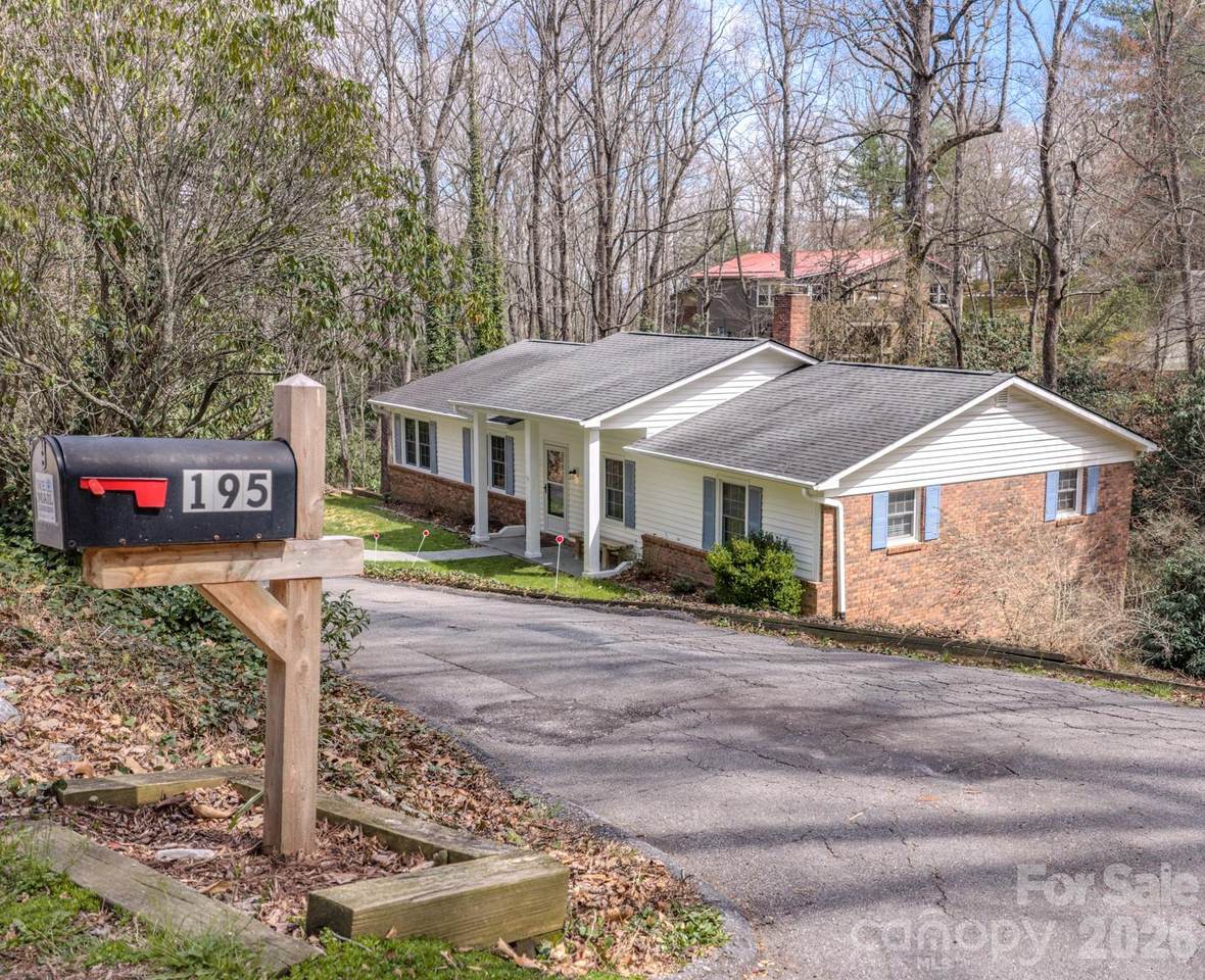 195 Long John Drive - Photo 1
