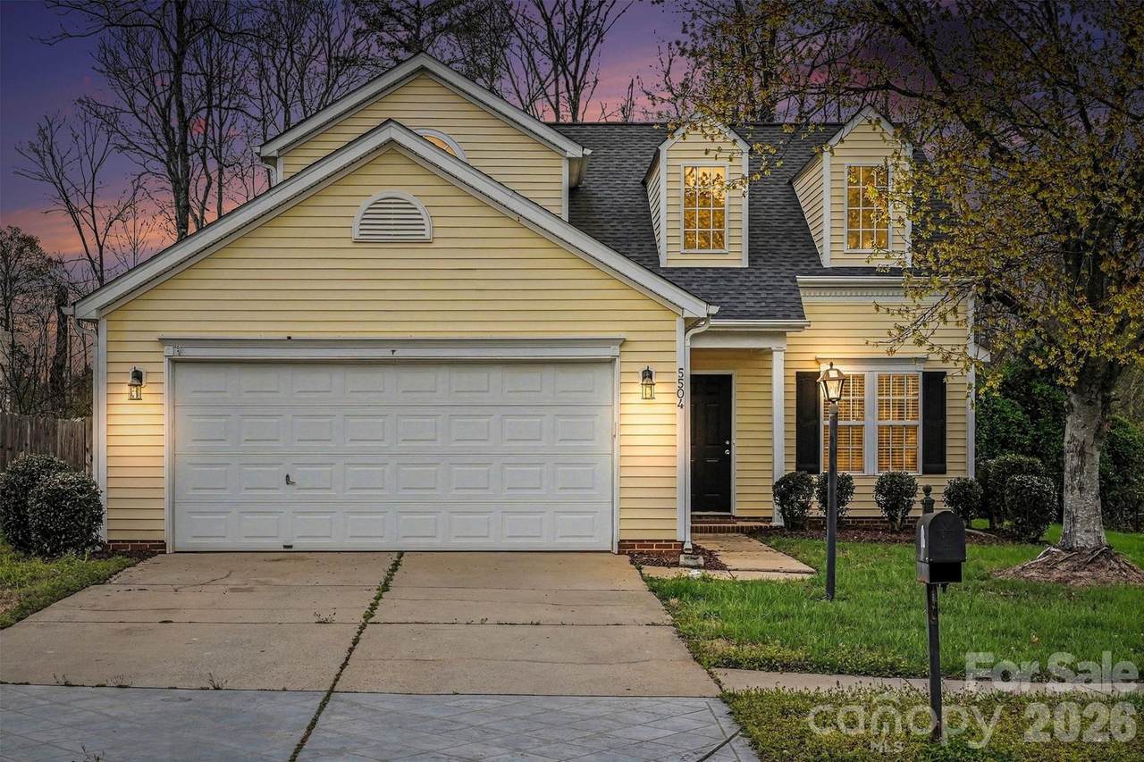 5504 Waverly Lynn Lane - Photo 1