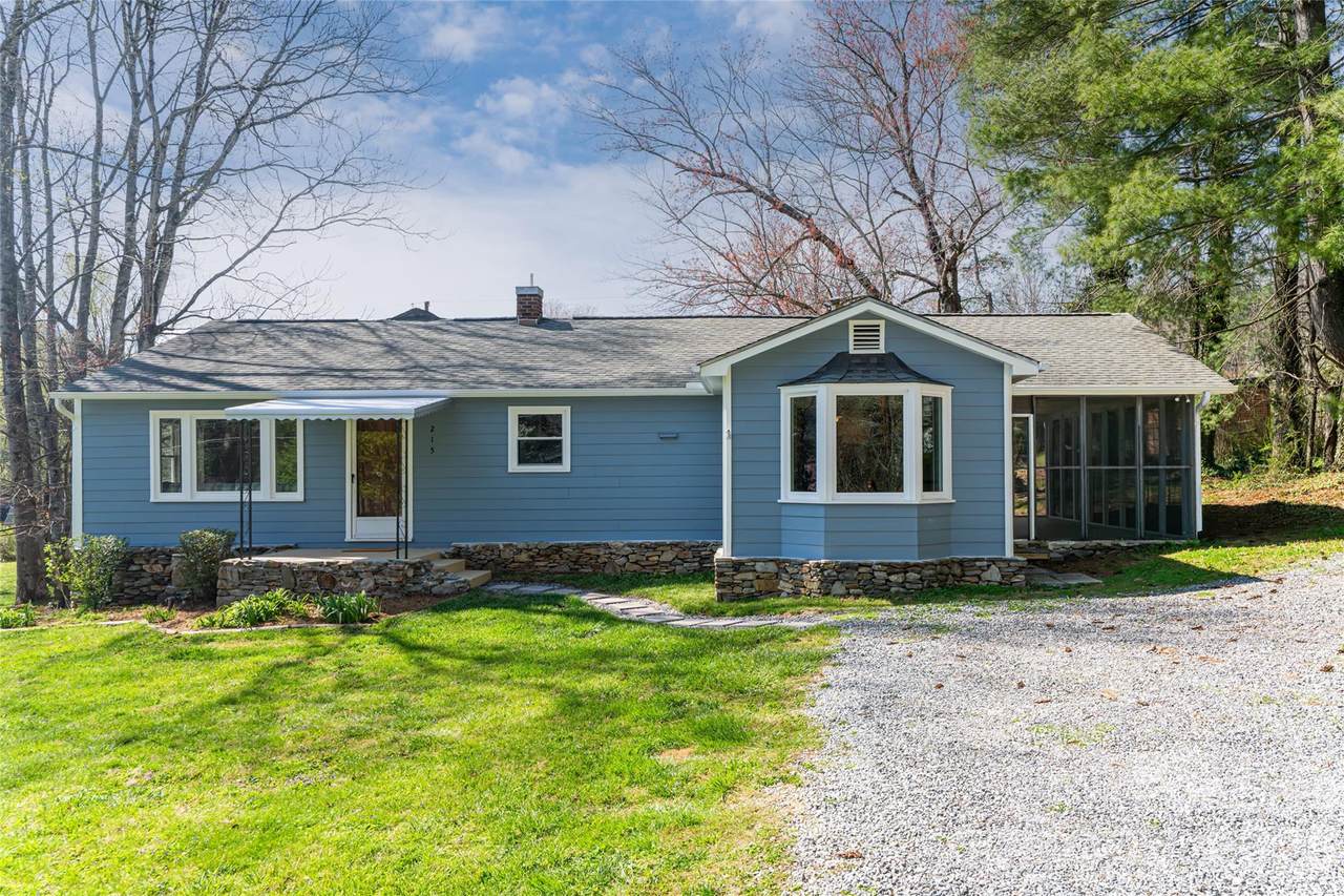 215 Browning Avenue - Photo 1