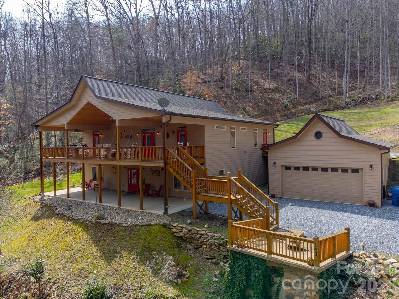 151 High Grove Parkway - Photo 1