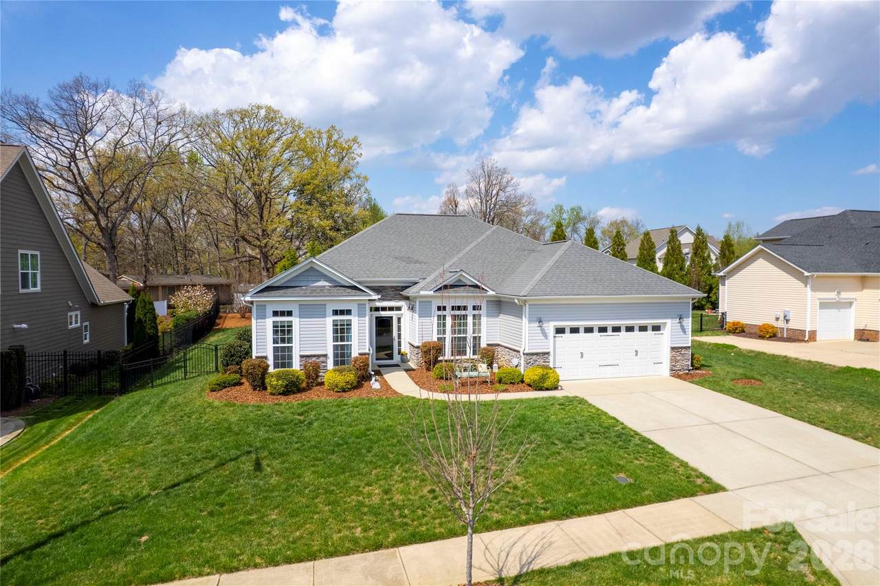 550 Old Speedway Drive - Photo 1