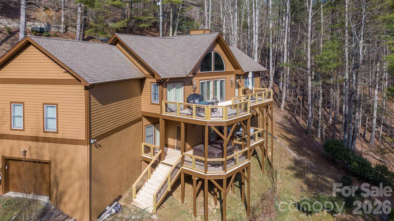 446 Windridge Drive - Photo 1