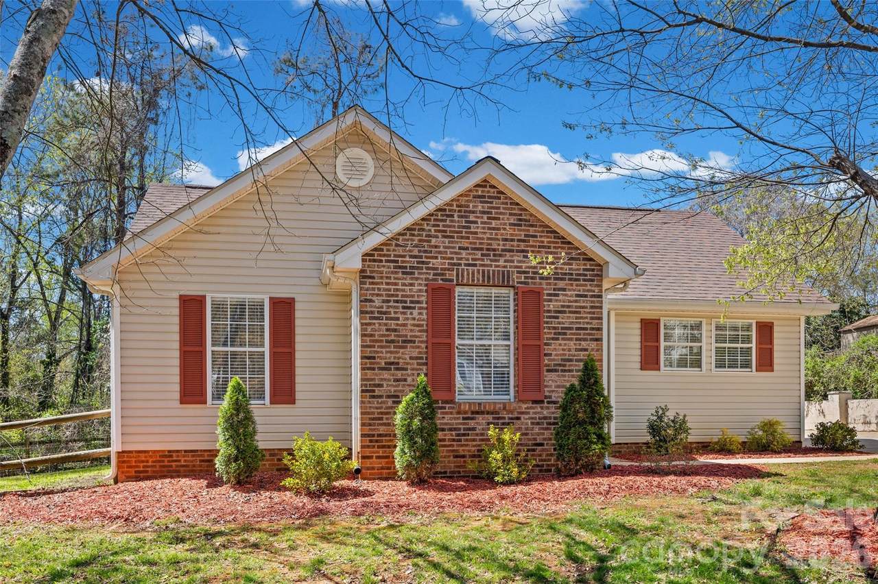 1548 Brentfield Drive - Photo 1