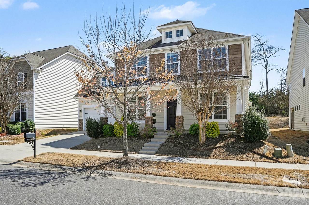 12828 Heath Grove Drive - Photo 1