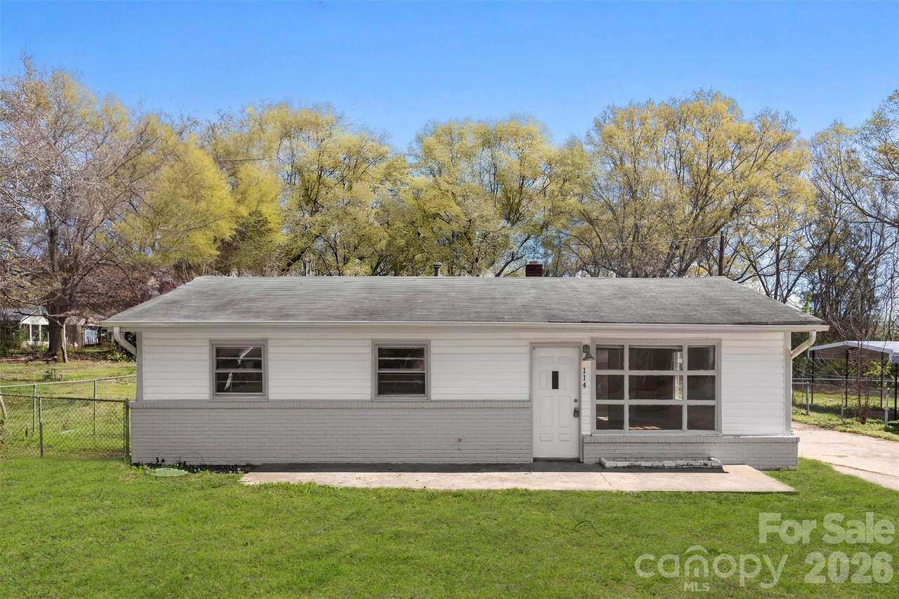 114 Sunrise Circle - Photo 1