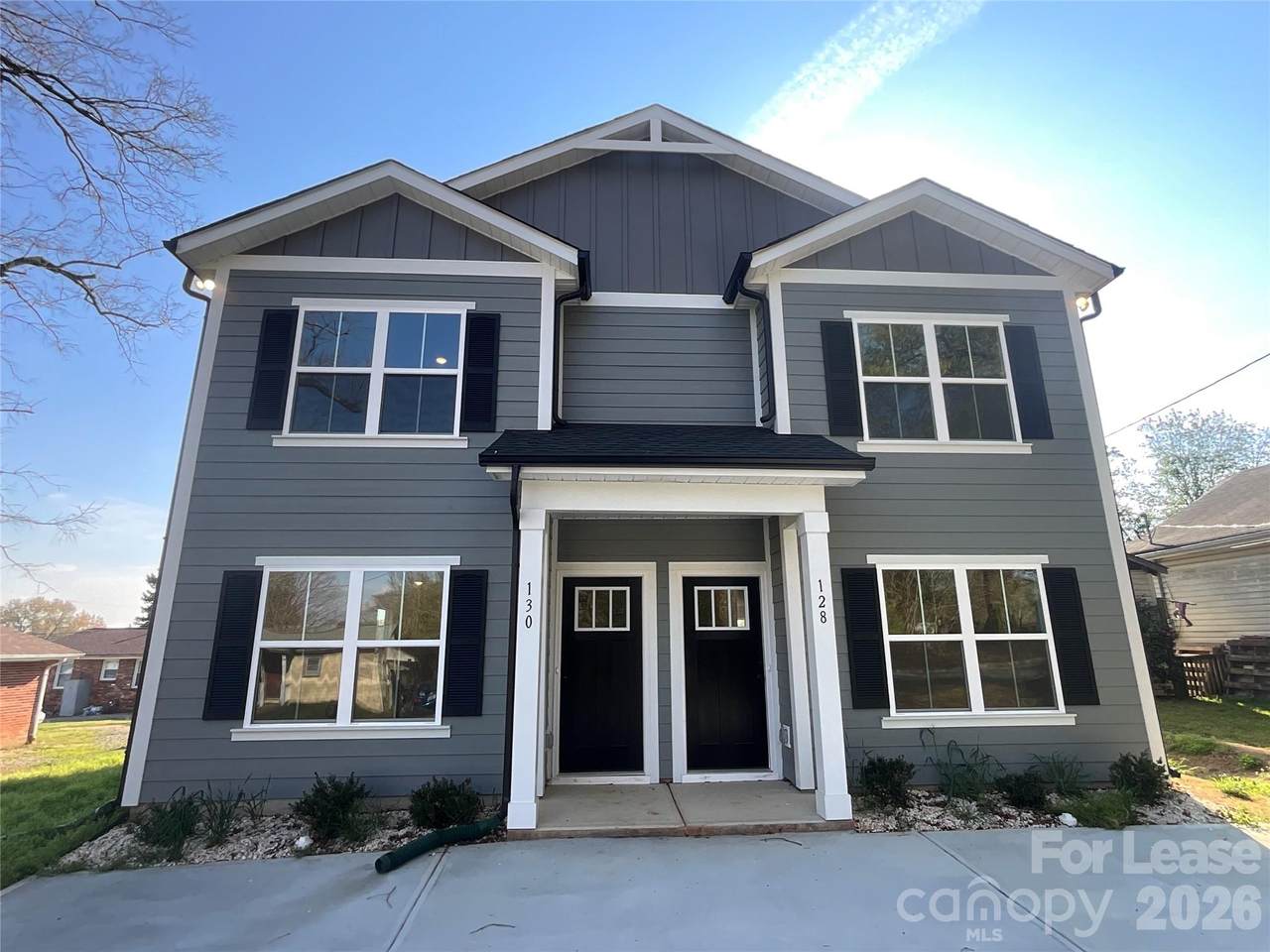 128 18th Street Place - Photo 1
