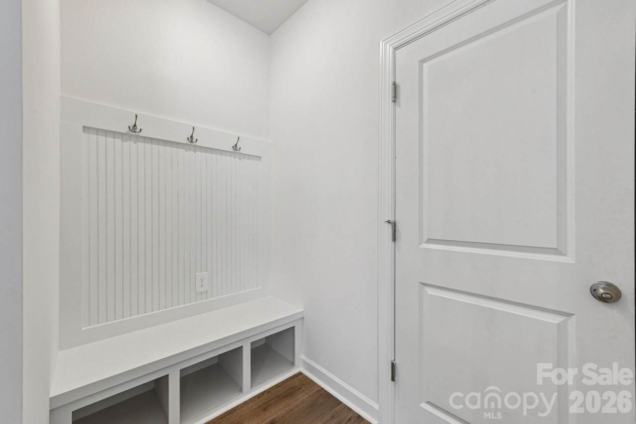 https://bt-photos.global.ssl.fastly.net/cmls/1280_boomver_1_4361319-1.jpg