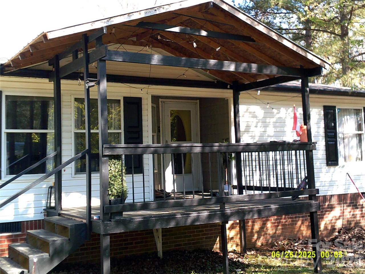 129 Desiree Drive - Photo 1