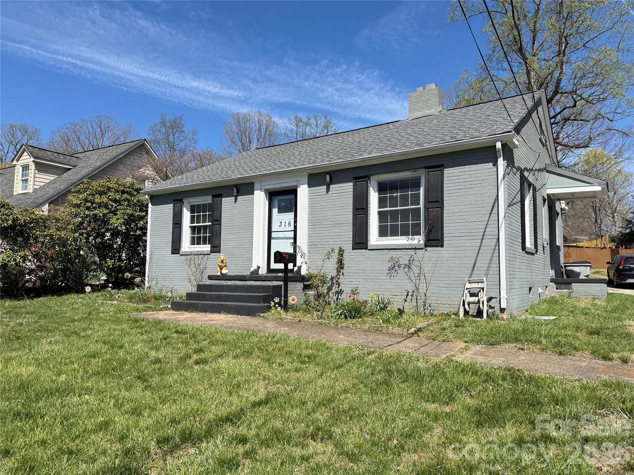 316 Sharon Avenue - Photo 1