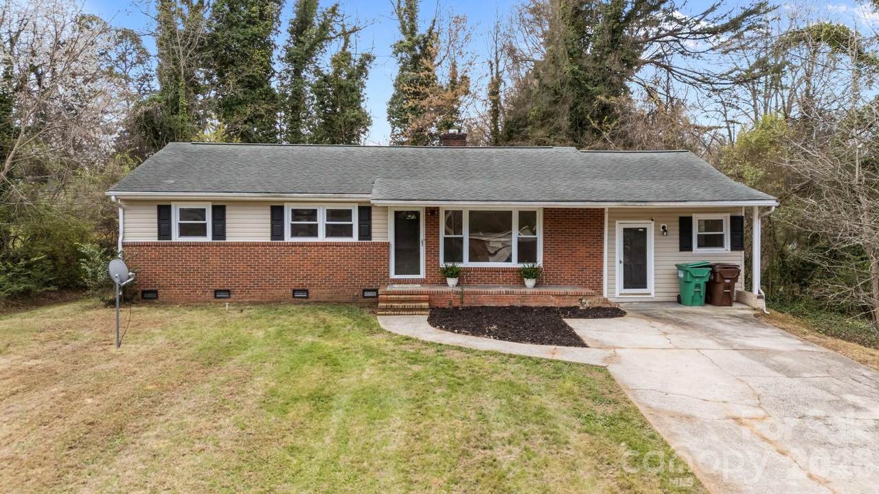 1108 Dartmouth Avenue - Photo 1