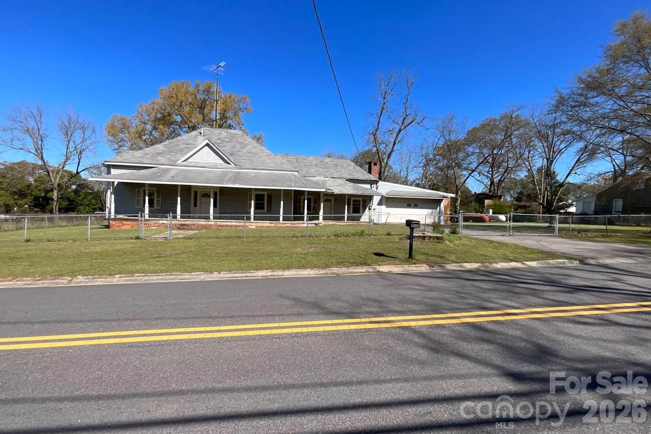 412 Liberty Street - Photo 1