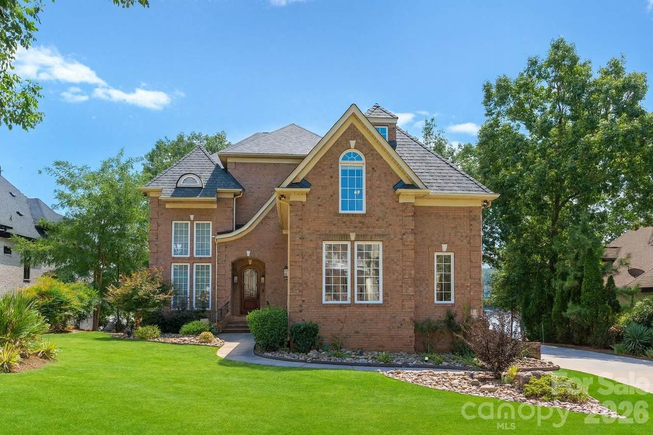 3251 Lake Pointe Drive - Photo 1
