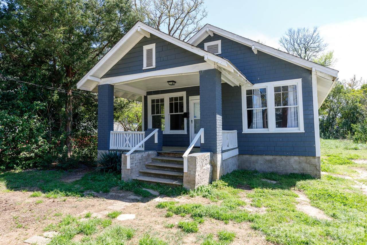 423 Green Street - Photo 1