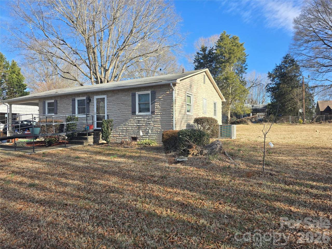 499 Raymond Street - Photo 1