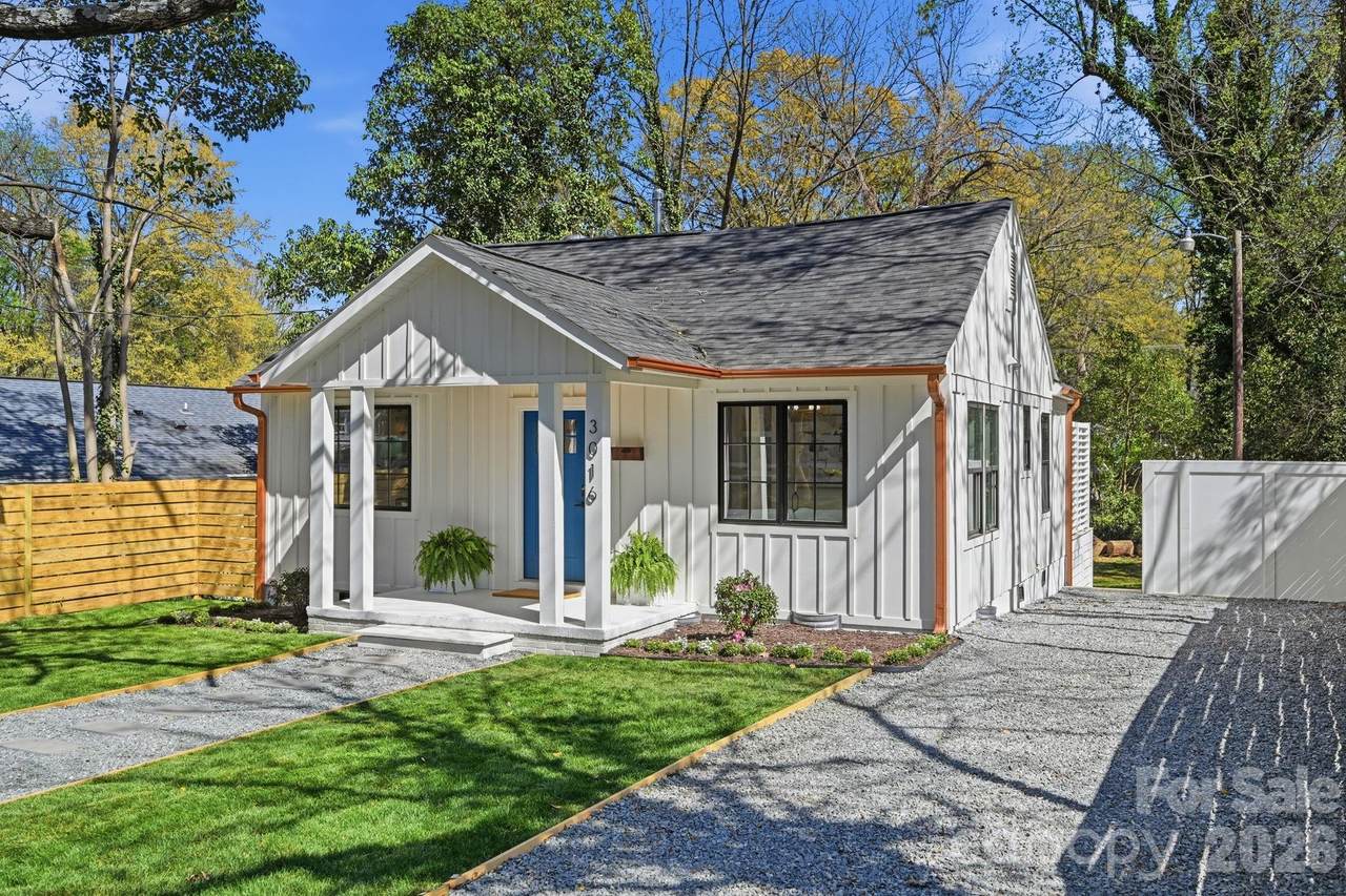 3016 Parkway Avenue - Photo 1
