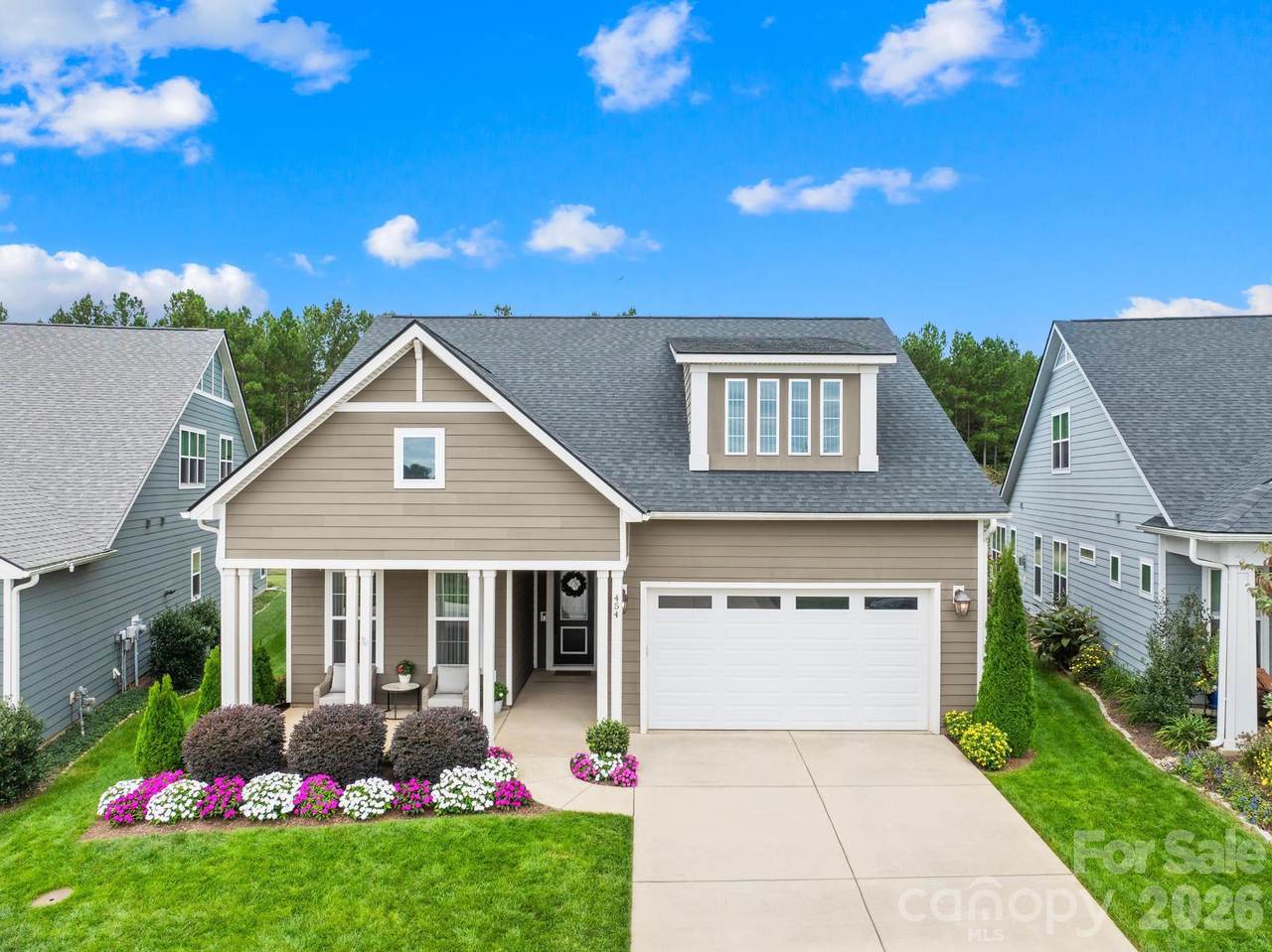 454 Bowline Drive - Photo 1
