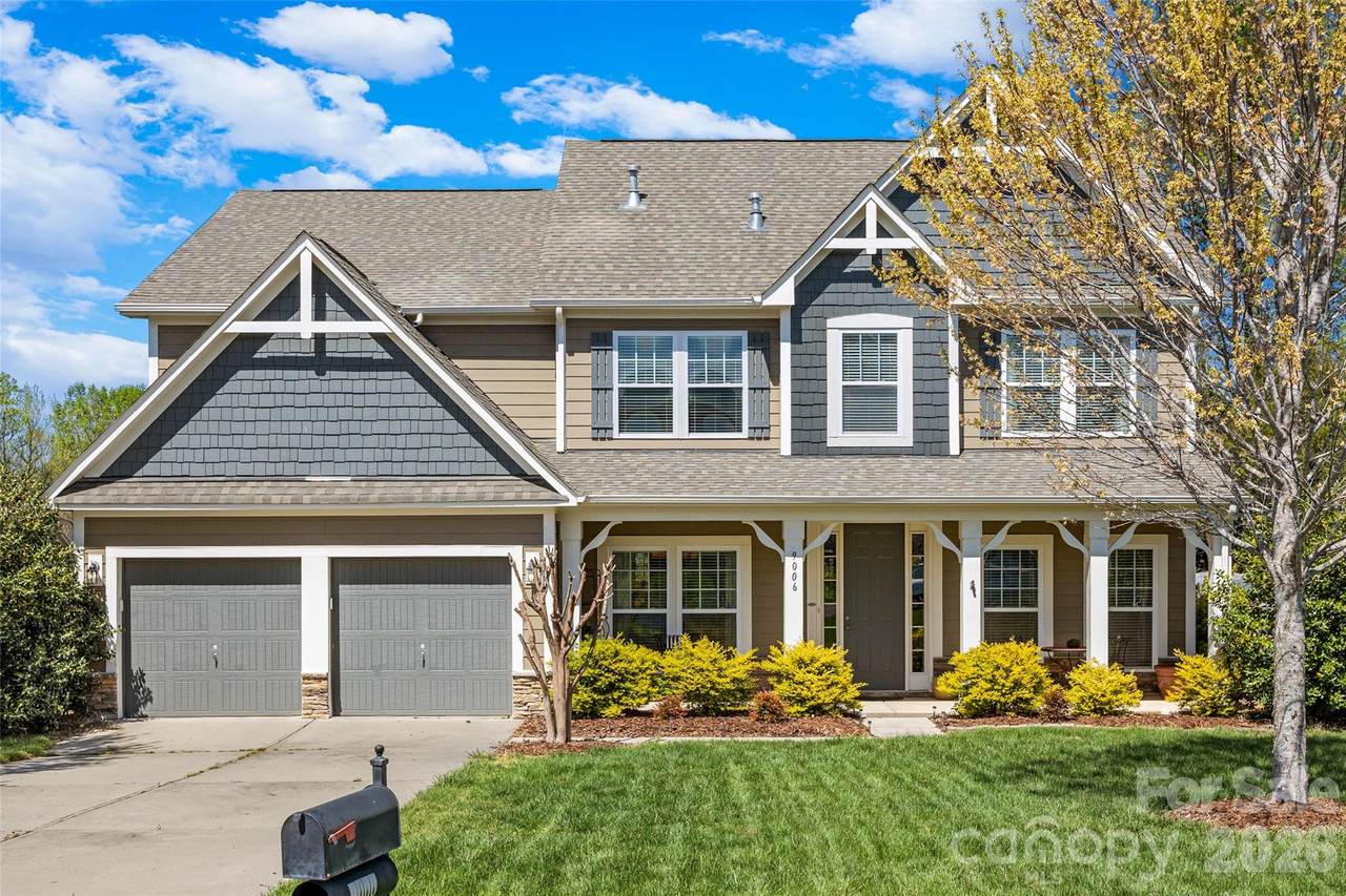 9006 Woodview Court - Photo 1