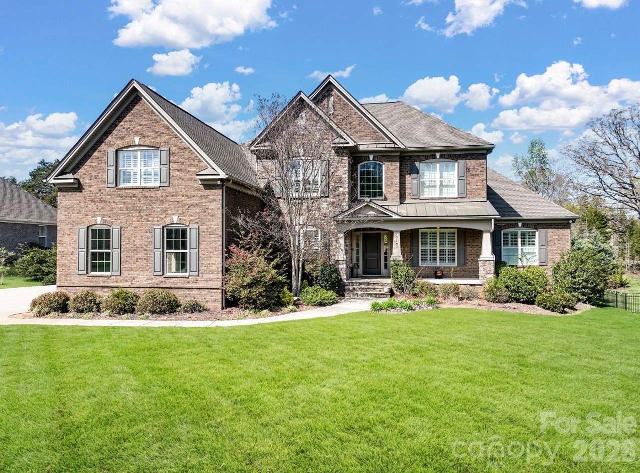 1015 Golden Bell Drive - Photo 1