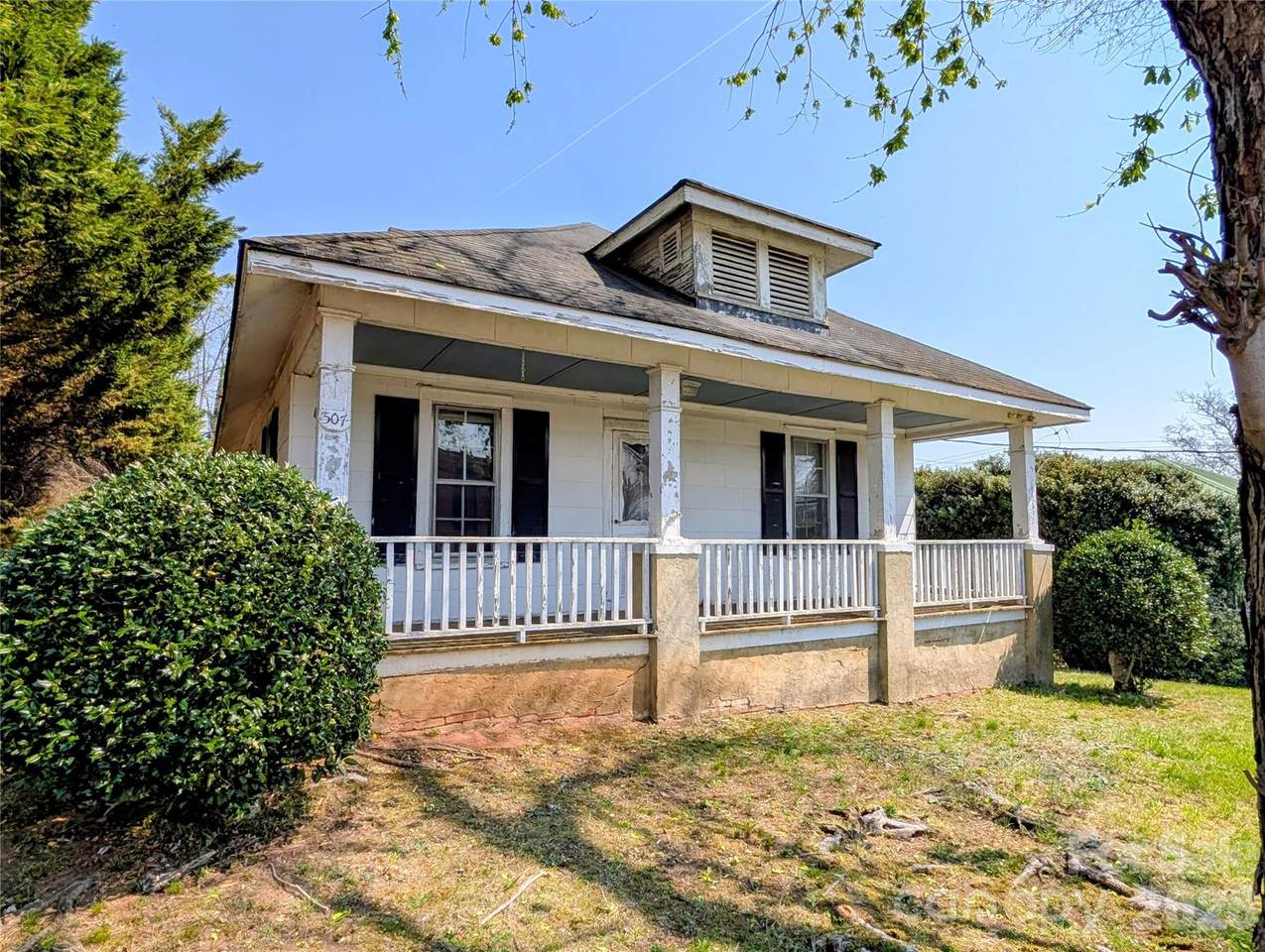 507 College Street - Photo 1