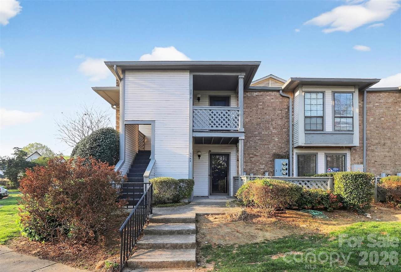 5862 Harris Grove Lane - Photo 1