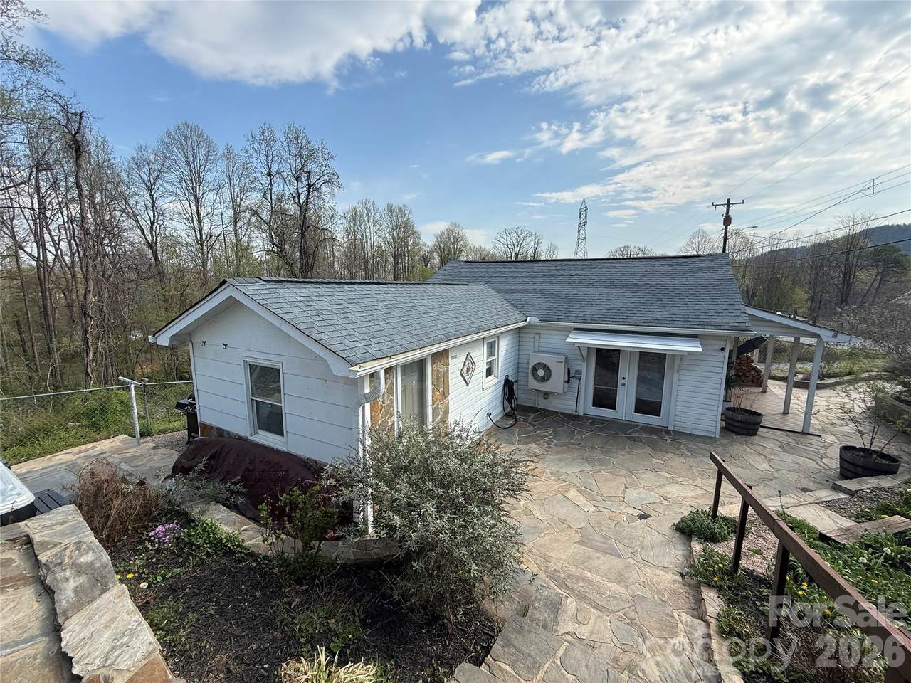 119 Seagle Street - Photo 1