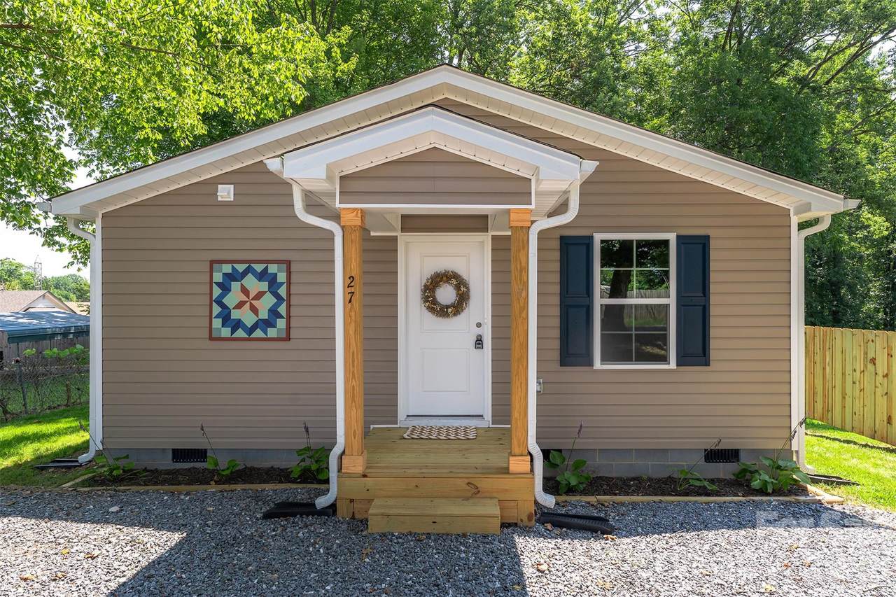 27 Forest Park Road - Photo 1