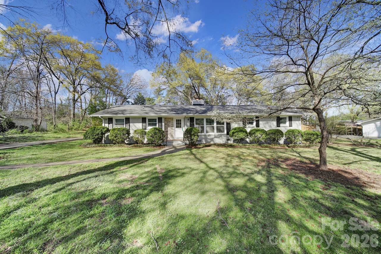 519 Amon Lane - Photo 1