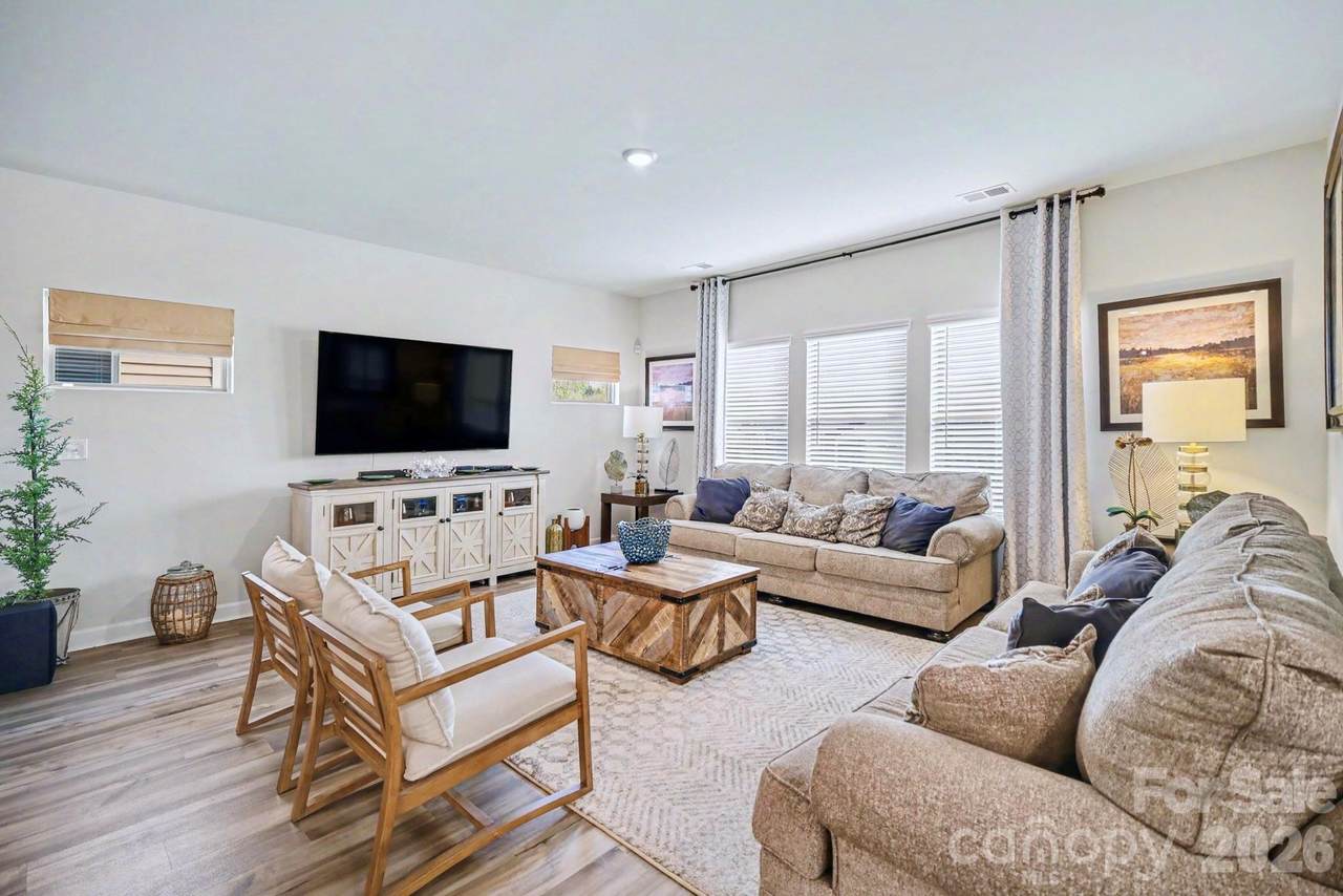 5012 Shadbush Road - Photo 1