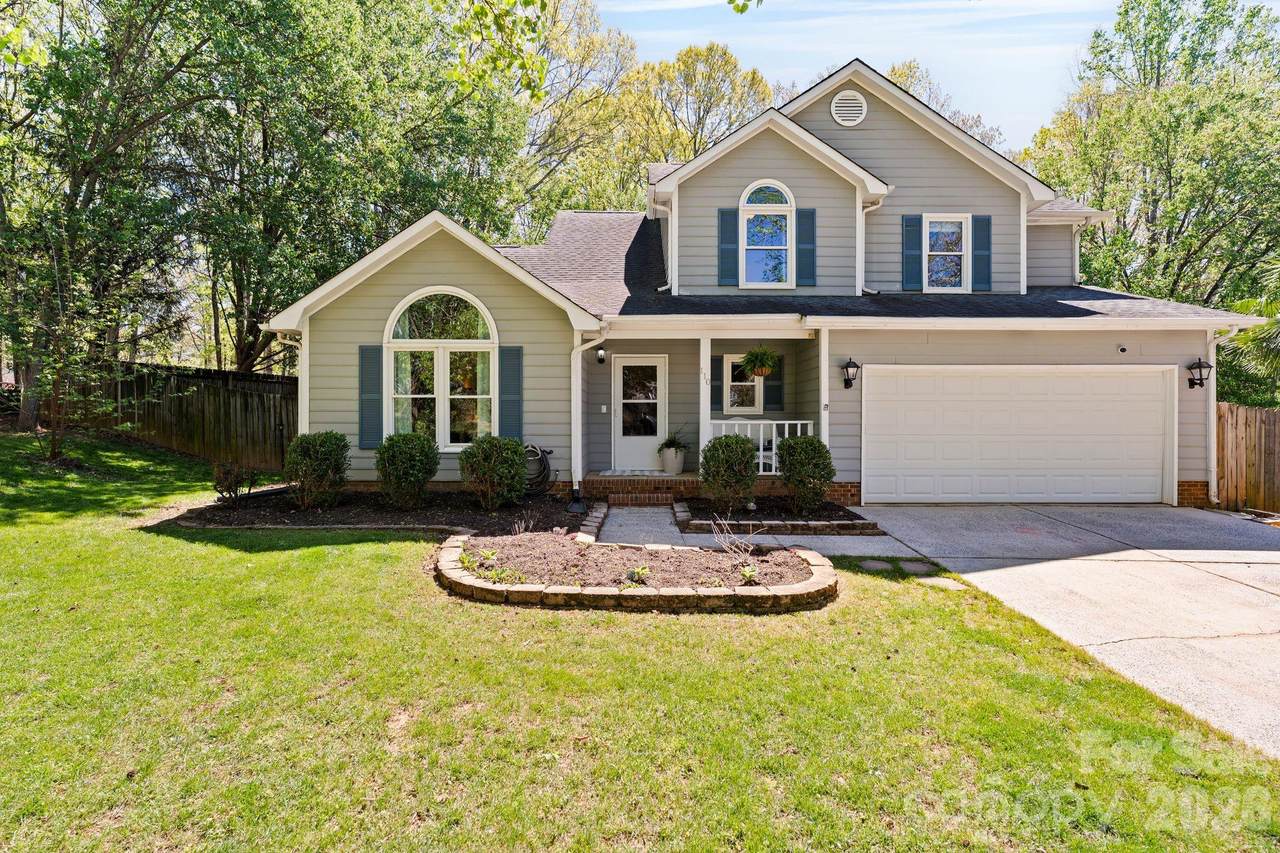 110 Steuben Drive - Photo 1