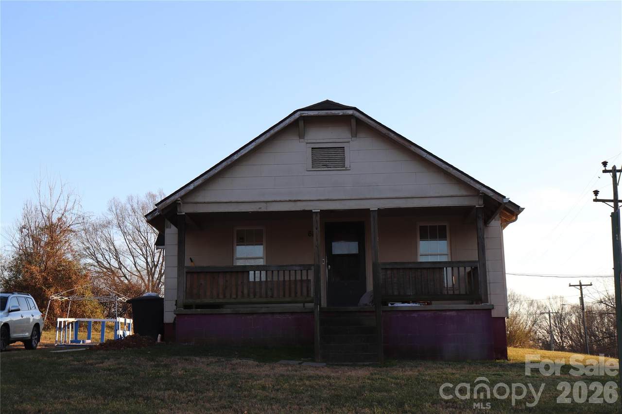 619 Durham Avenue - Photo 1